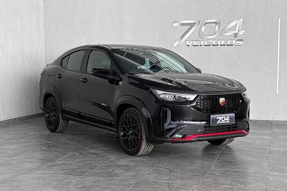 FIAT FASTBACK 1.3 TURBO 270 FLEX ABARTH AT6 FIAT FASTBACK 1.3 TURBO 270 FLEX ABARTH AT6
